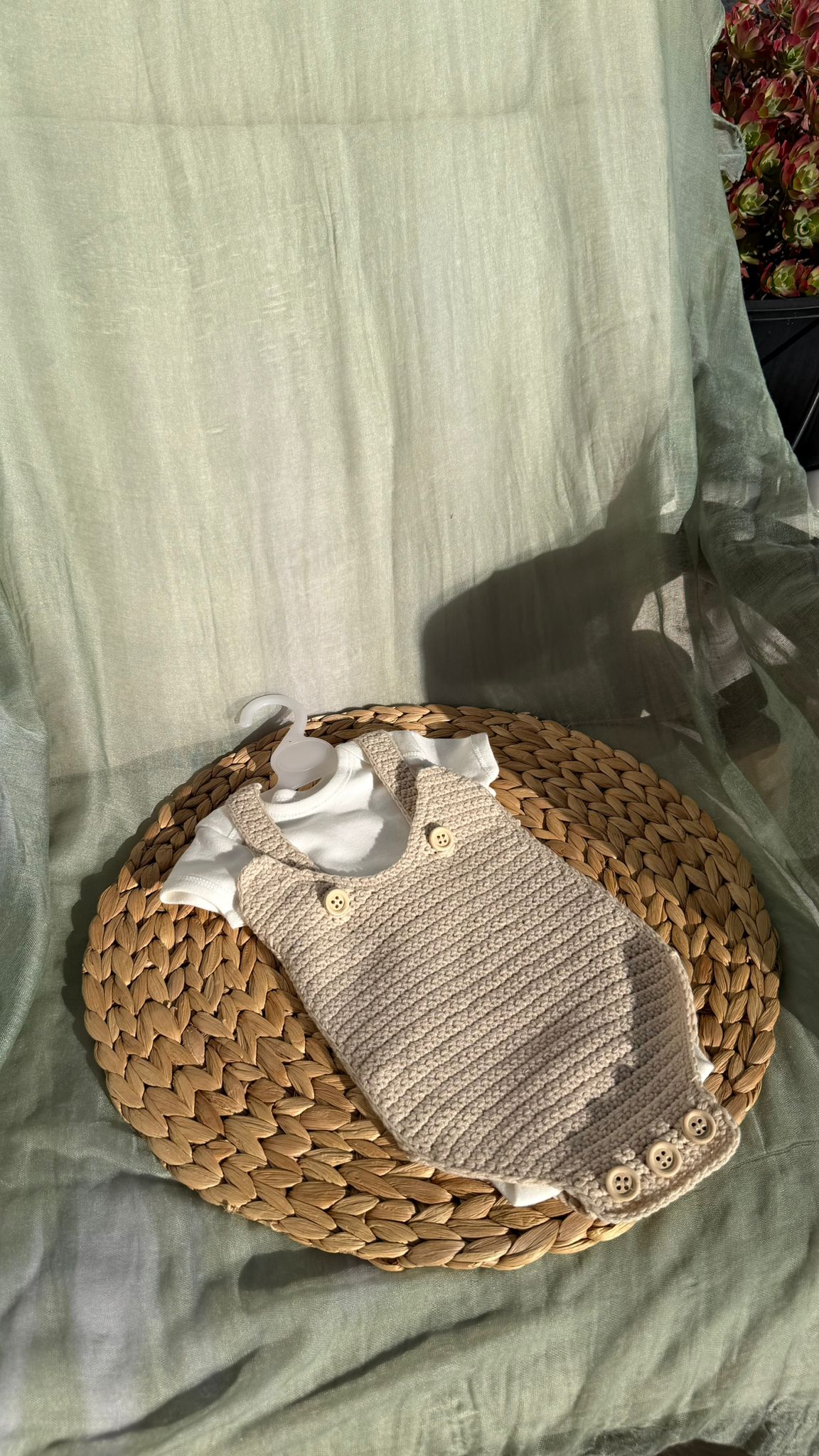 Ranita de bebé en crochet de algodón hecha a mano